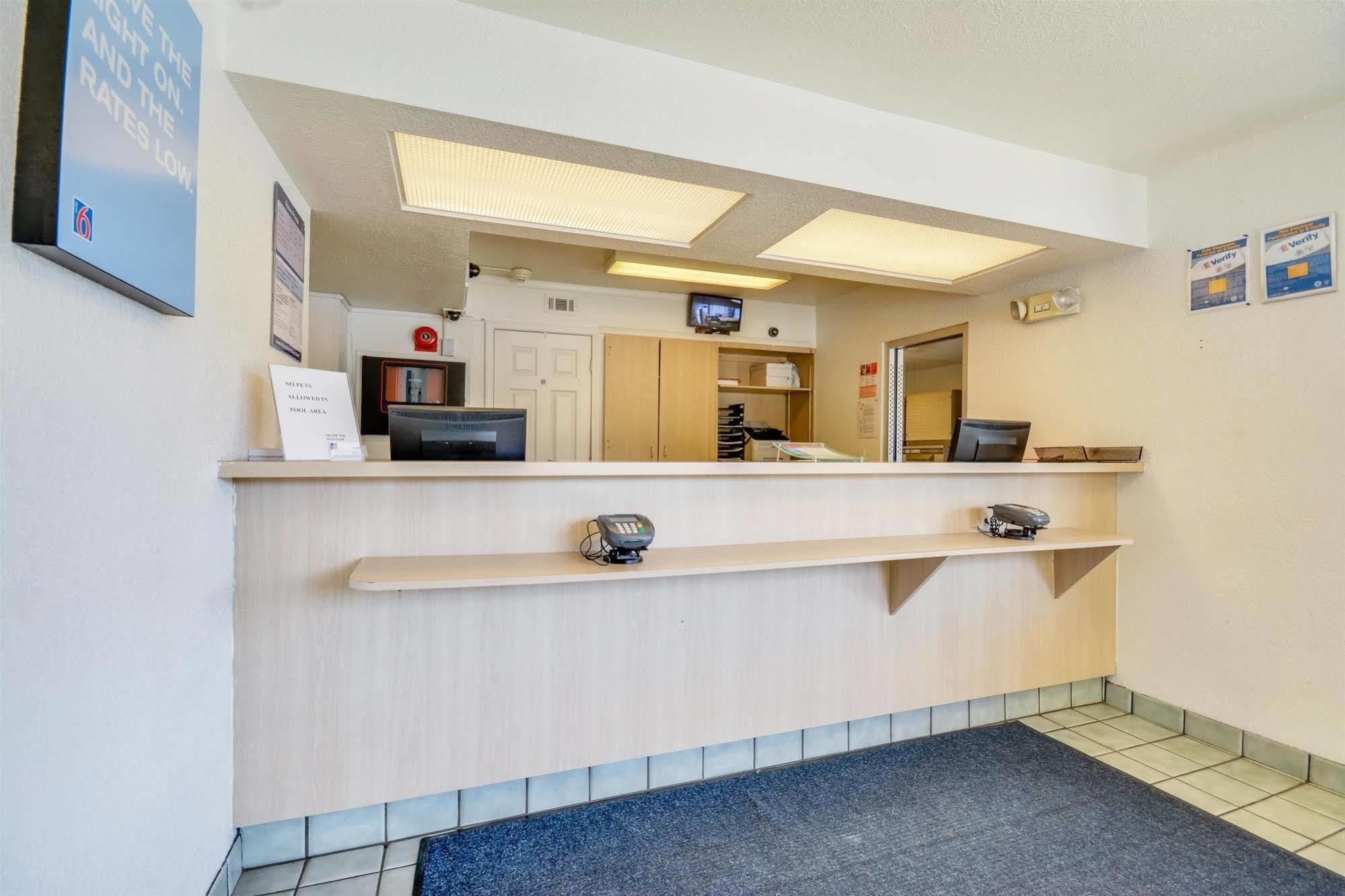 Motel 6-Tuscaloosa, Al Екстер'єр фото