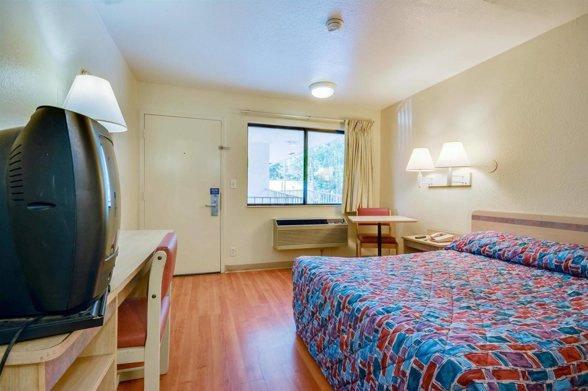 Motel 6-Tuscaloosa, Al Екстер'єр фото